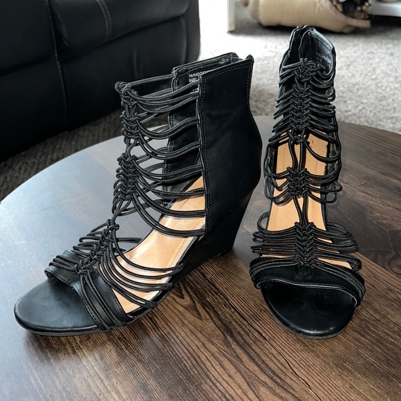 Wedges - Picture 2 of 7